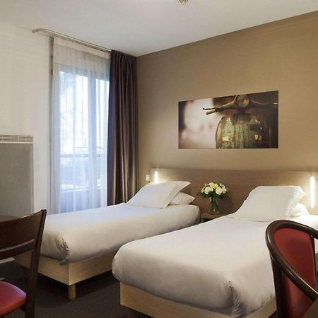 Comfort Suites Le-Port-Marly Paris Ouest Le Port-Marly Exteriör bild