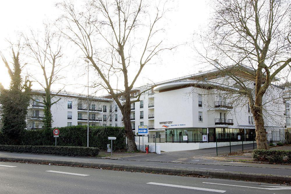 Comfort Suites Le-Port-Marly Paris Ouest Le Port-Marly Exteriör bild