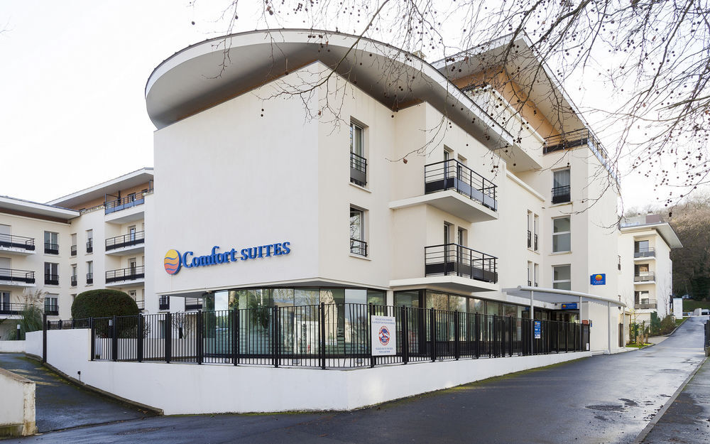Comfort Suites Le-Port-Marly Paris Ouest Le Port-Marly Exteriör bild