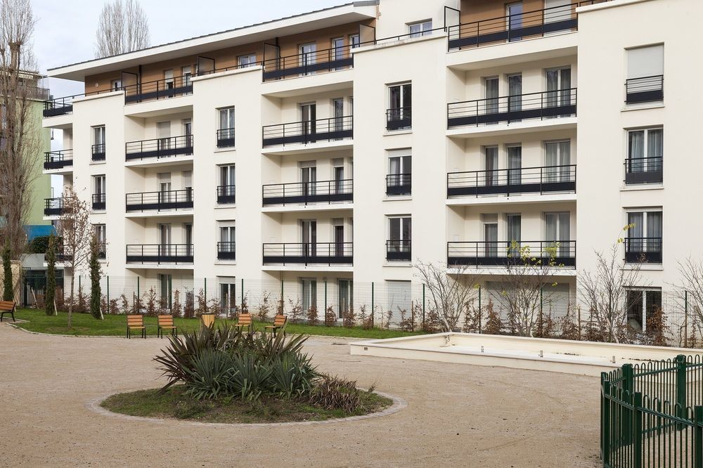 Comfort Suites Le-Port-Marly Paris Ouest Le Port-Marly Exteriör bild