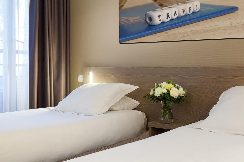 Comfort Suites Le-Port-Marly Paris Ouest Le Port-Marly Exteriör bild